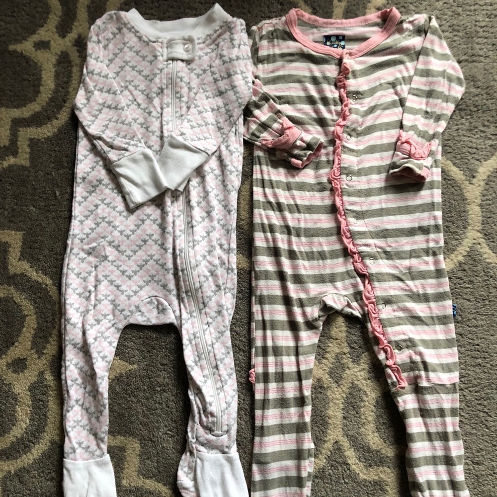 Bundle of 2 sleepers - Burt’s Bees and Kicky Pants